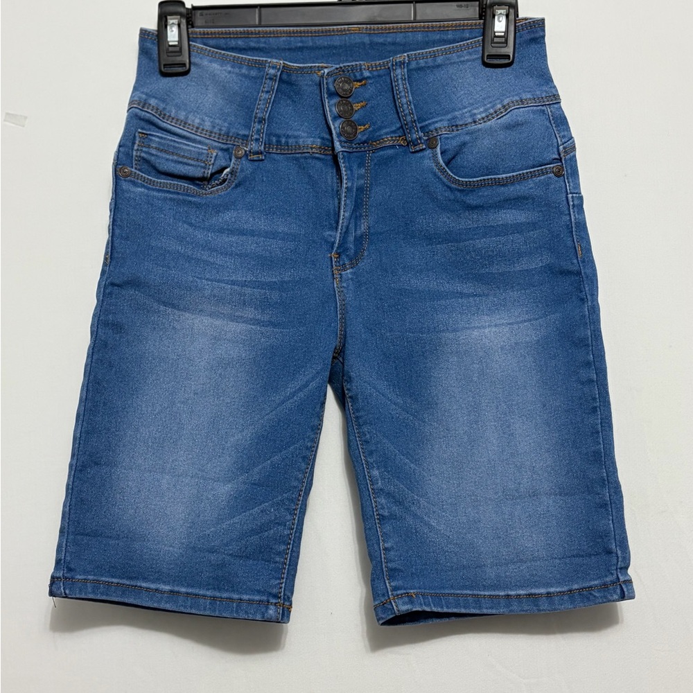 Bamboo Jeans Denim Bermuda Shorts women’s Size 9/10 High Rise Stretch(A306)✨